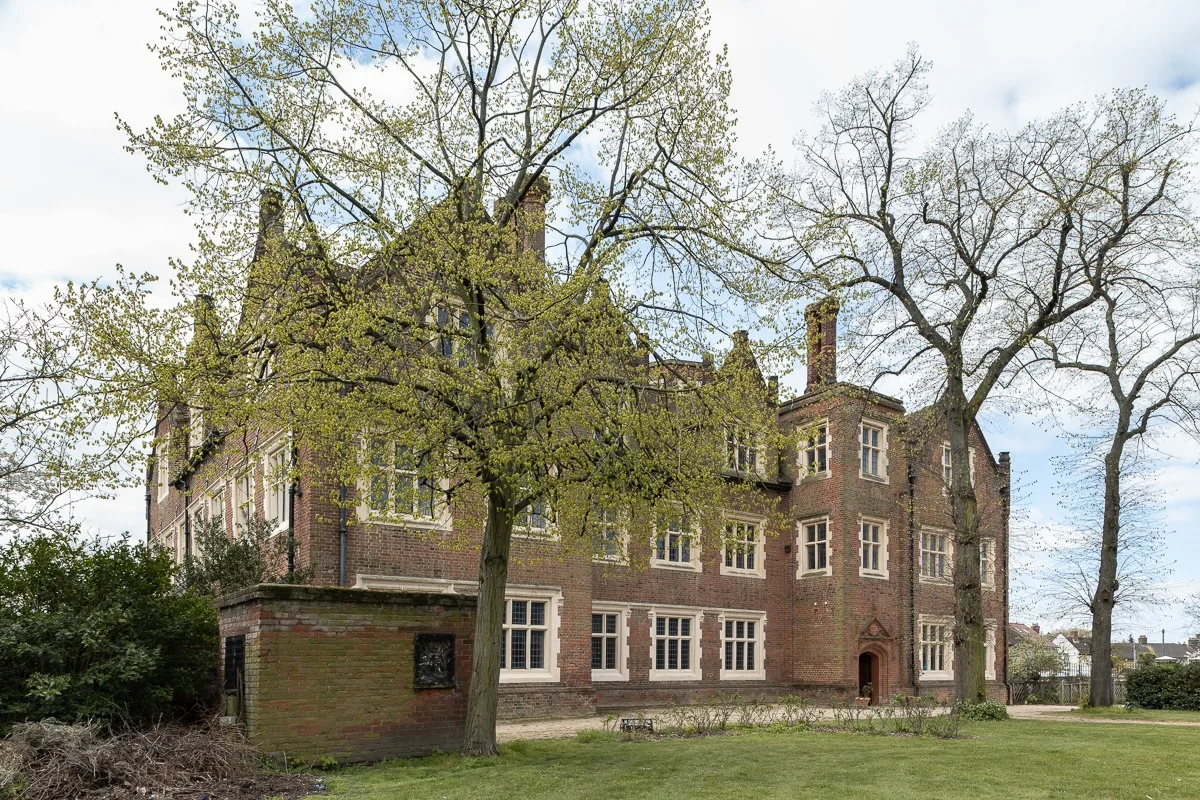 Eastbury Manor Box Image